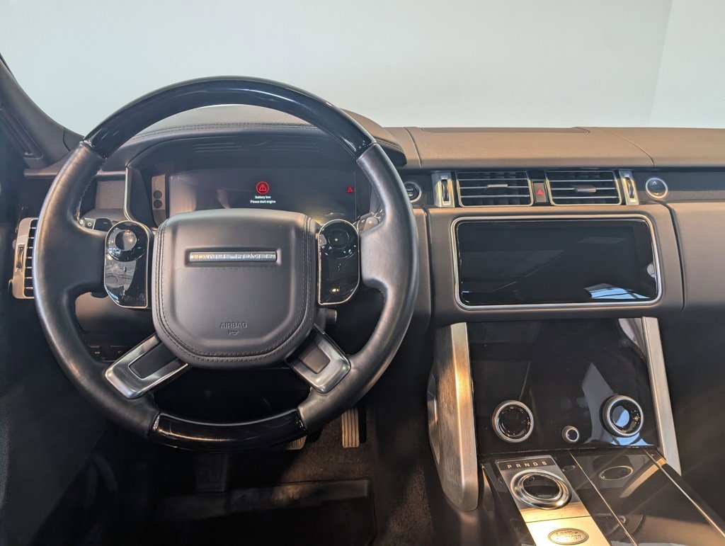 Used 2020 Land Rover Range Rover HSE image 17