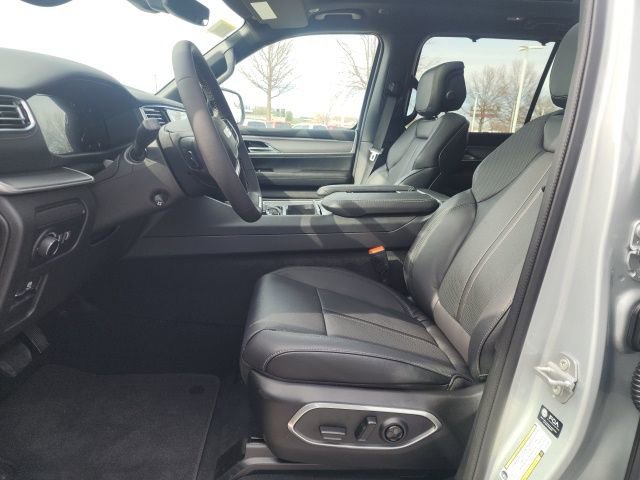 New 2026 Jeep Grand Wagoneer Limited AWD/4WD image 21