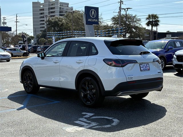 Certified 2023 Honda HR-V Sport image 6