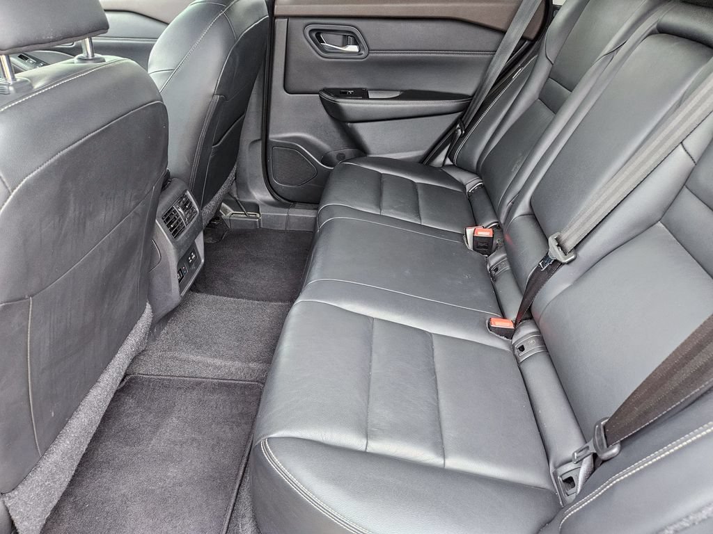 Used 2023 Nissan Rogue SL w/ SL Premium Package FWD image 34