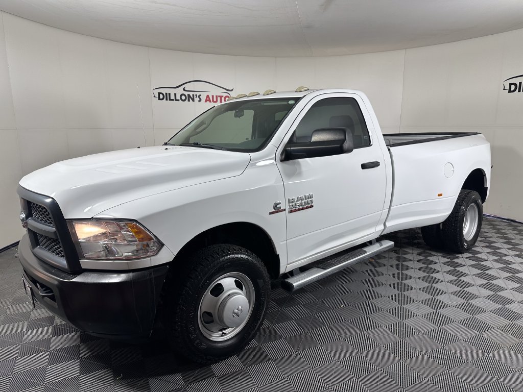 Used 2016 RAM 3500 Tradesman RWD image 2