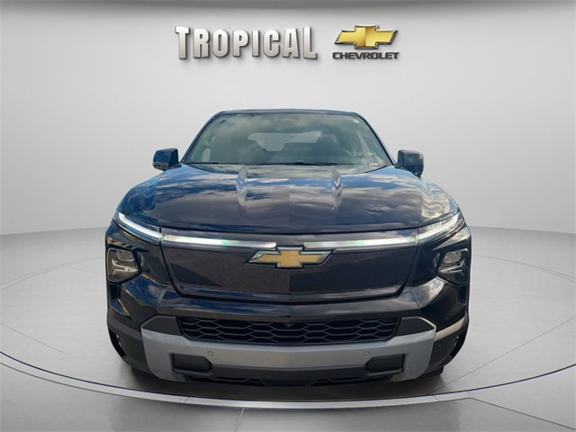 New 2026 Chevrolet Silverado EV LT image 6