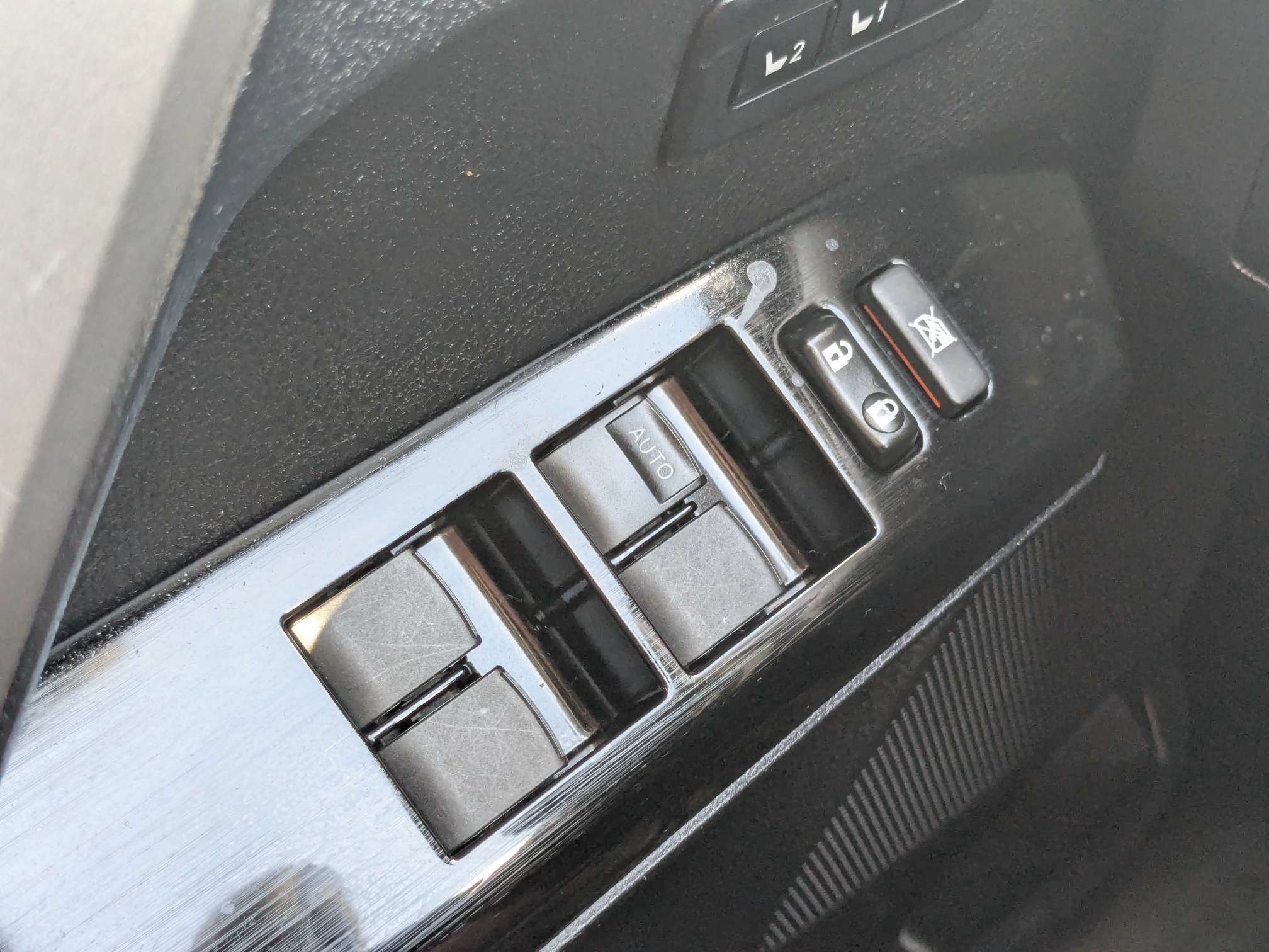 Used 2016 Toyota RAV4 Limited AWD/4WD image 29
