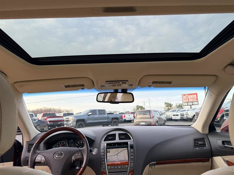 Used 2011 Lexus ES 350 FWD image 23