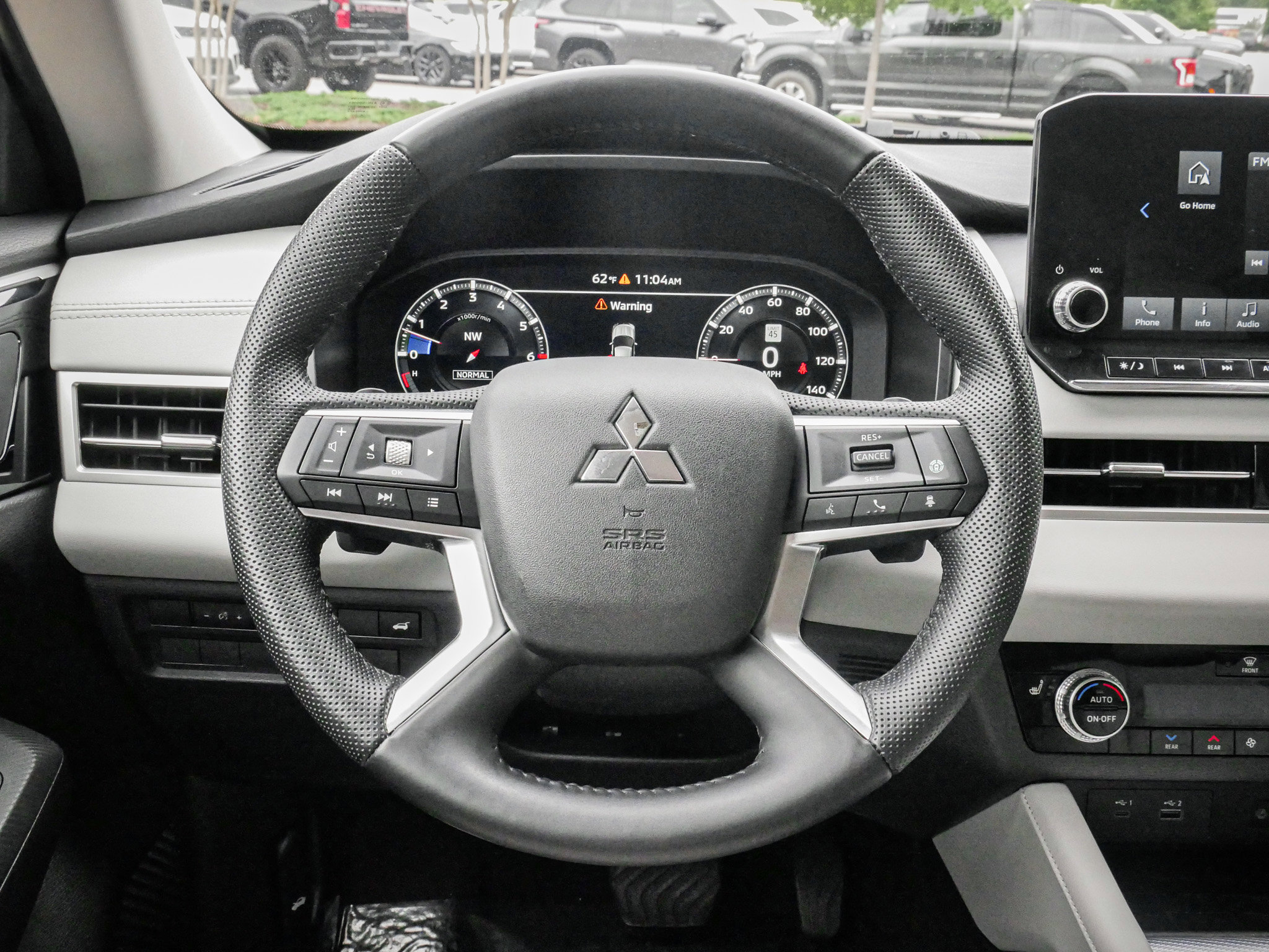 Used 2023 Mitsubishi Outlander SEL FWD image 18