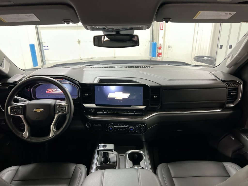 Used 2023 Chevrolet Silverado 1500 LTZ w/ Z71 Off-Road Package AWD/4WD image 10
