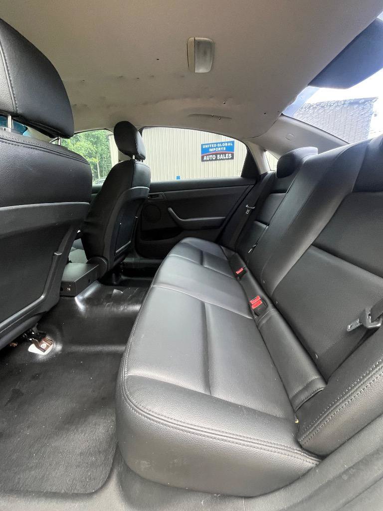Used 2012 Chevrolet Caprice RWD image 22