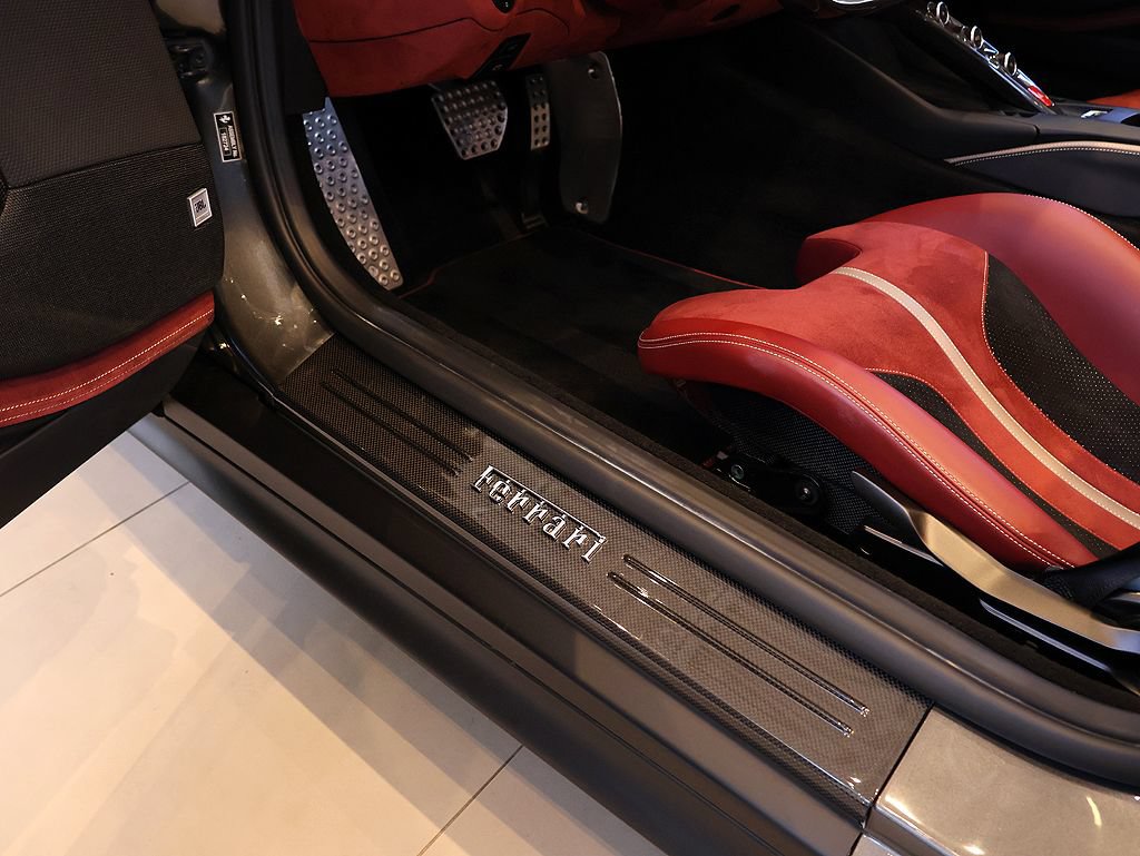 Certified 2021 Ferrari 812 GTS RWD image 51