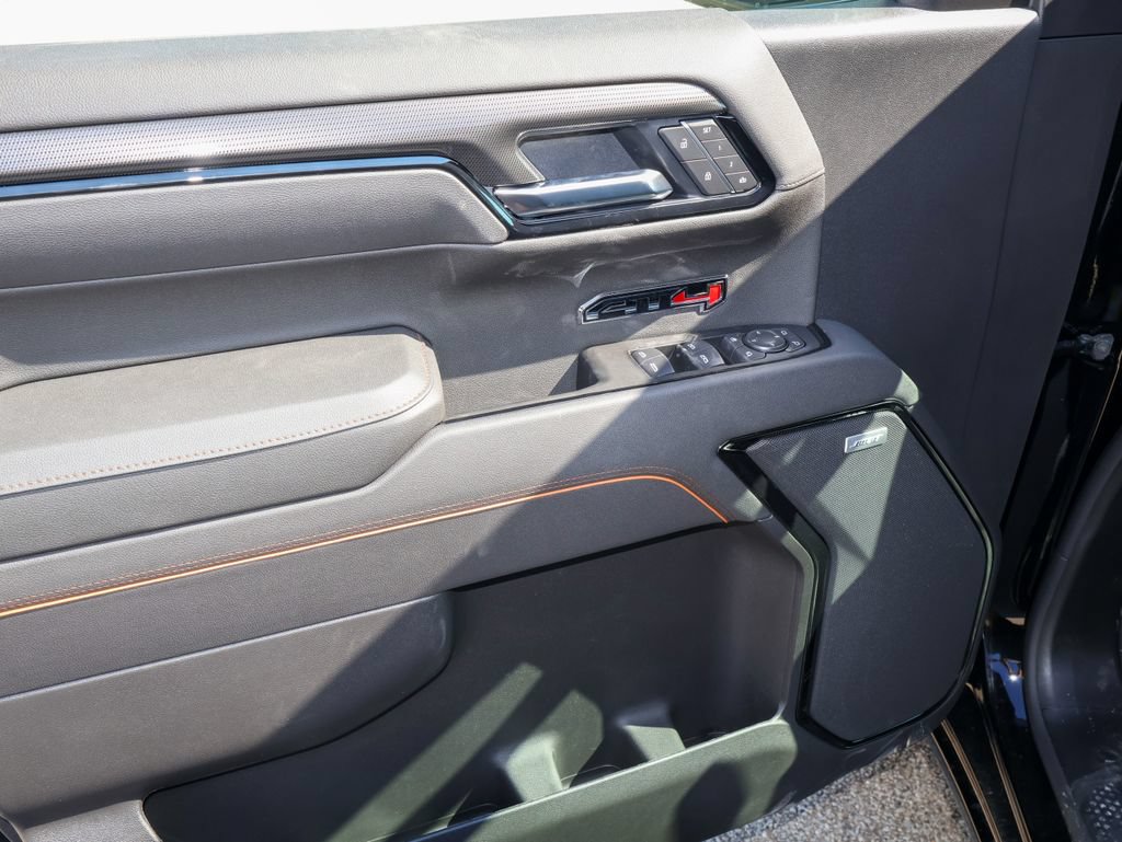 New 2026 GMC Sierra 1500 AT4 w/ AT4 Premium Package AWD/4WD image 8