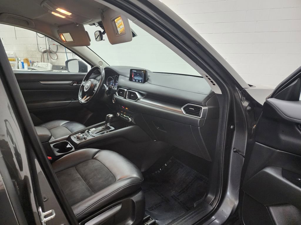 Used 2019 MAZDA CX-5 Touring image 32