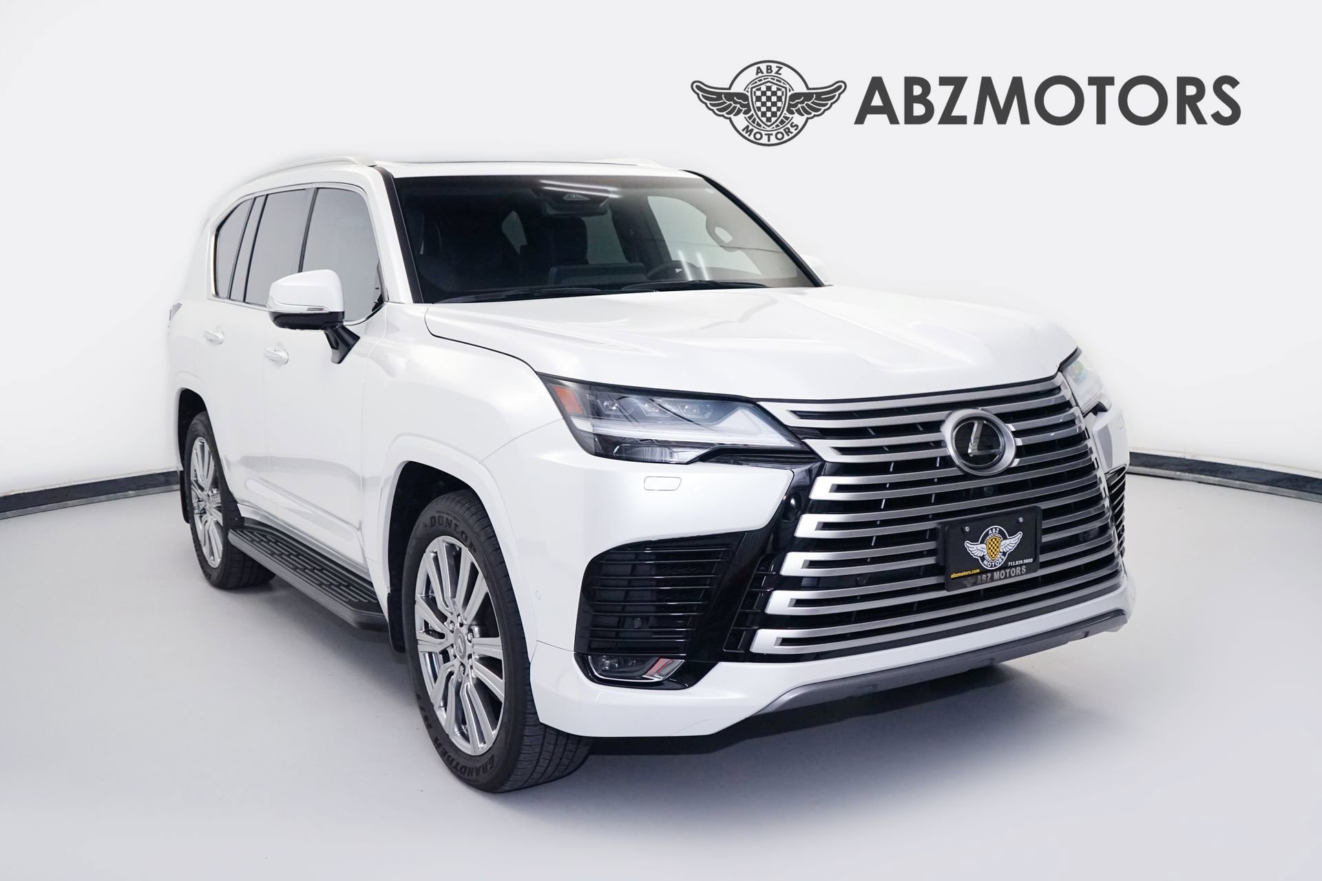 Used 2025 Lexus LX 700h Ultra Luxury w/ Accessory Package (2T) AWD/4WD image 1