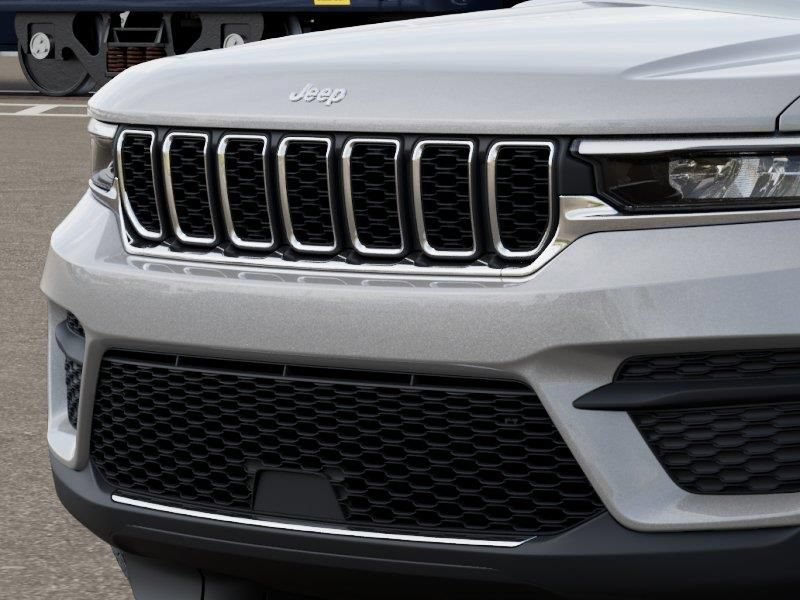 New 2026 Jeep Grand Cherokee Laredo X RWD image 13