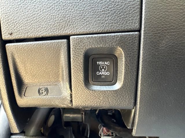 Certified 2024 RAM 2500 Big Horn AWD/4WD image 33