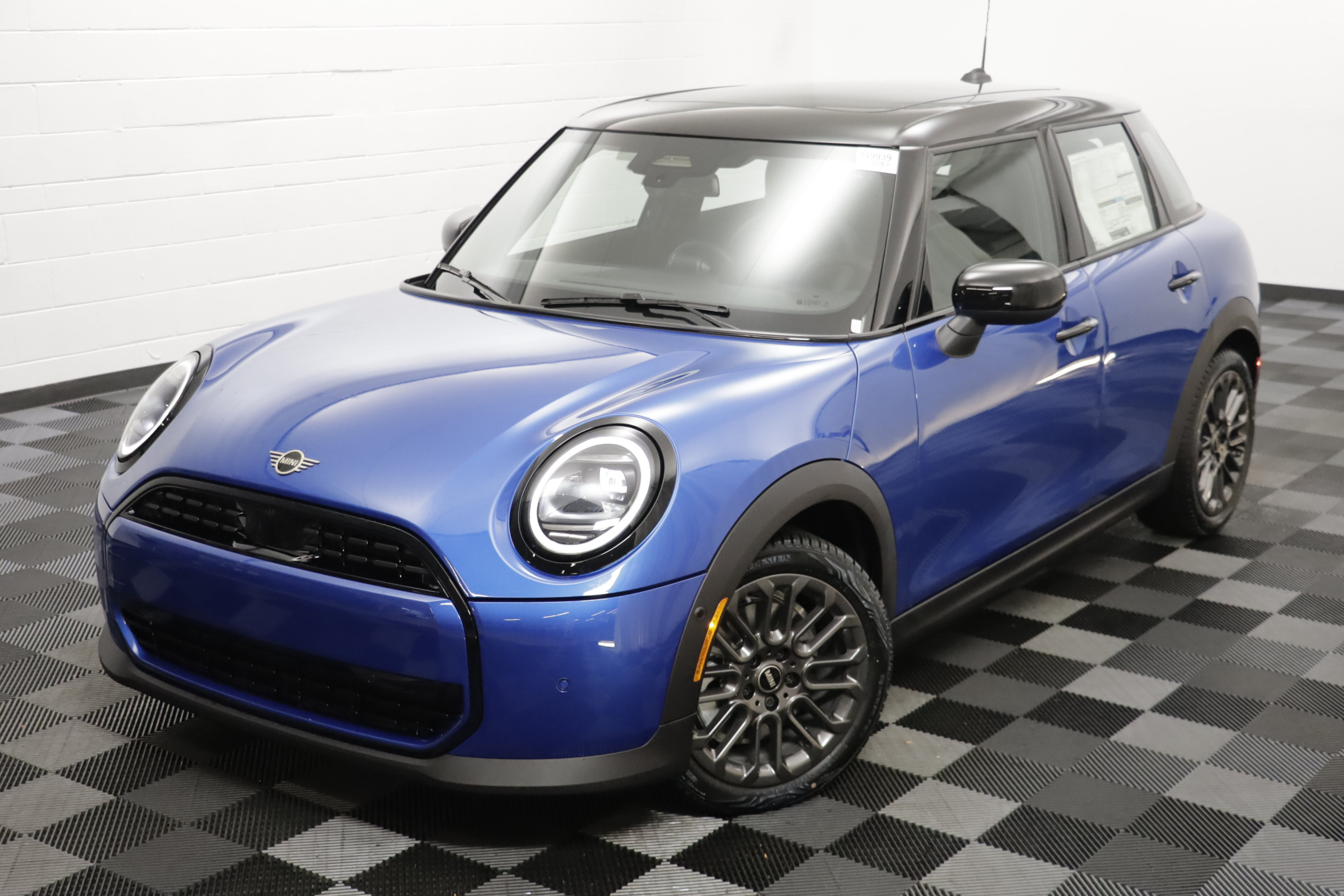 New 2027 MINI Cooper 4-Door Hardtop FWD image 2