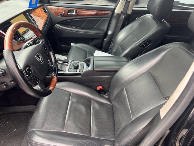 Used 2014 Hyundai Equus Signature RWD image 11