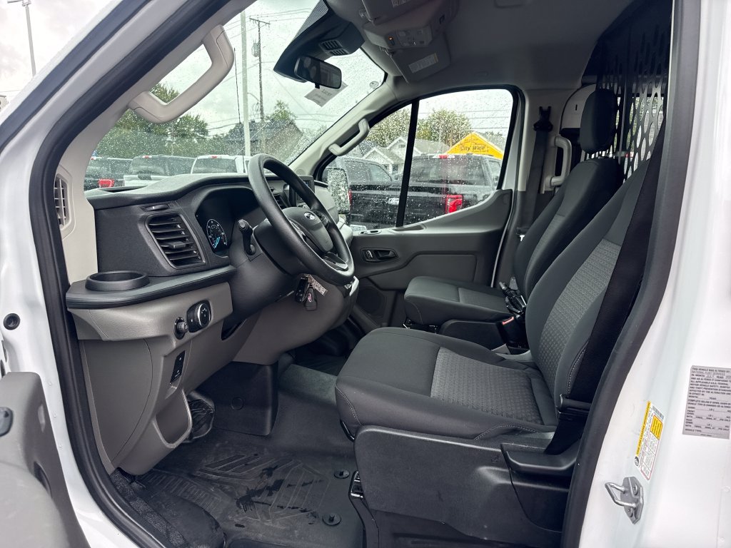 Used 2025 Ford Transit 250 Low Roof w/ Exterior Upgrade Package RWD image 28