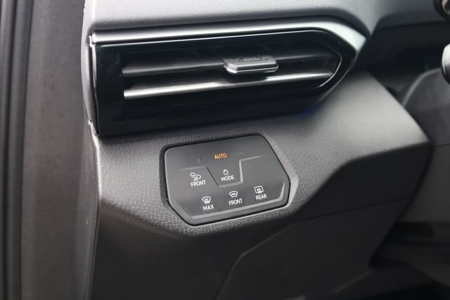 Used 2023 Volkswagen ID.4 Pro S AWD/4WD image 14