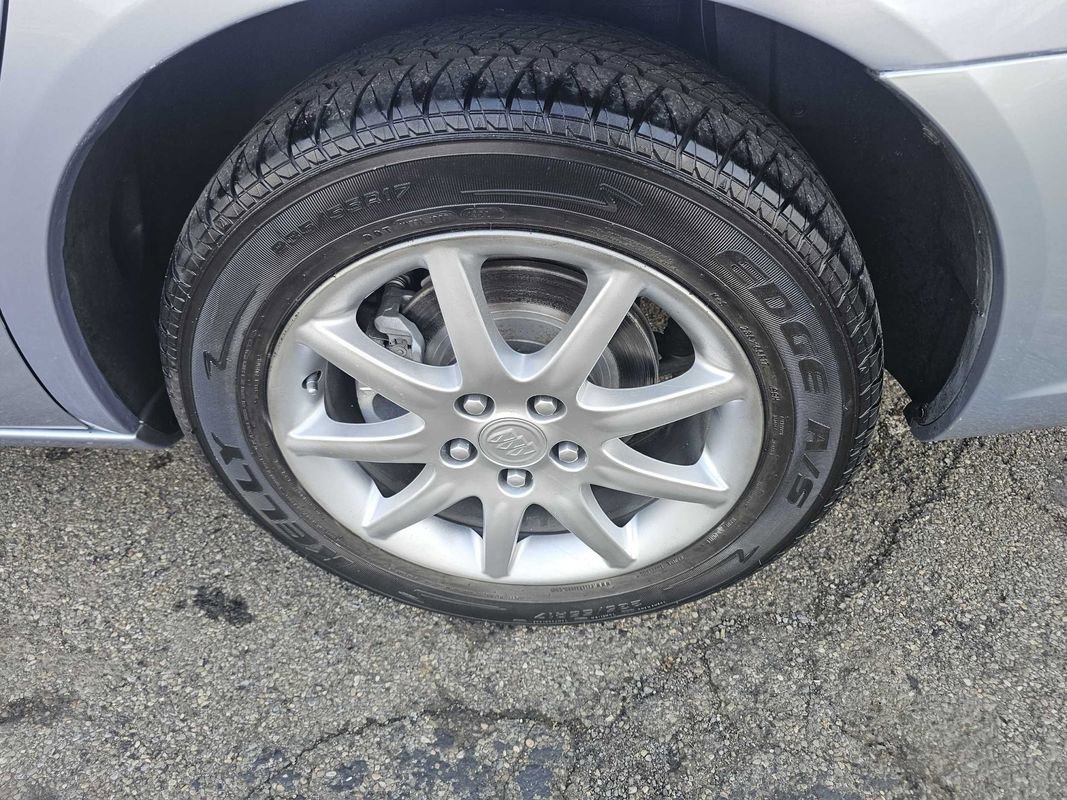 Used 2006 Buick Lucerne CXL w/ Luxury Package FWD image 13
