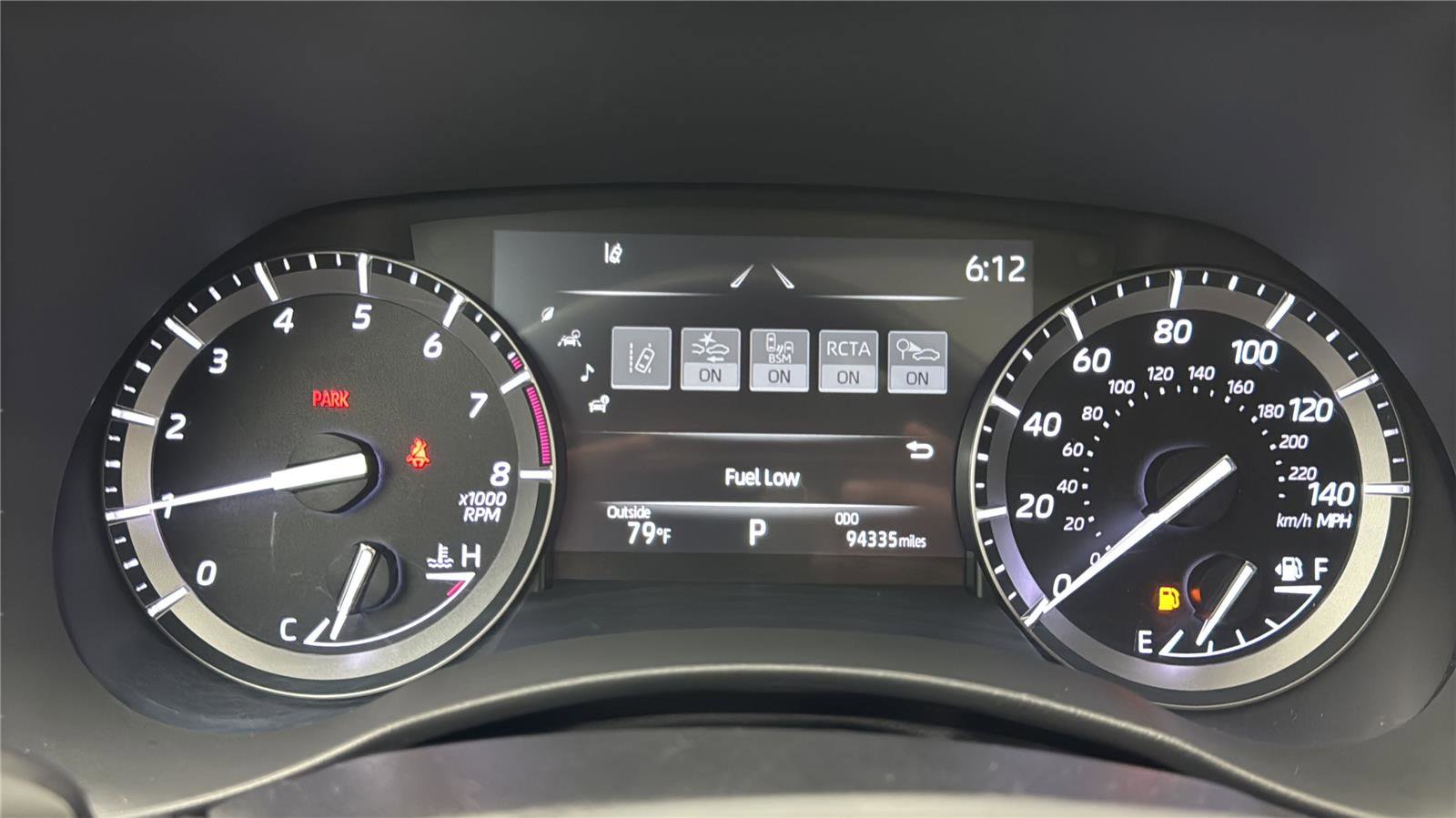 Used 2020 Toyota Highlander XLE FWD image 19