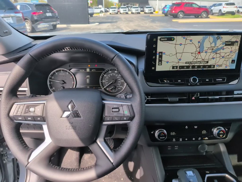 New 2026 Mitsubishi Outlander AWD image 25