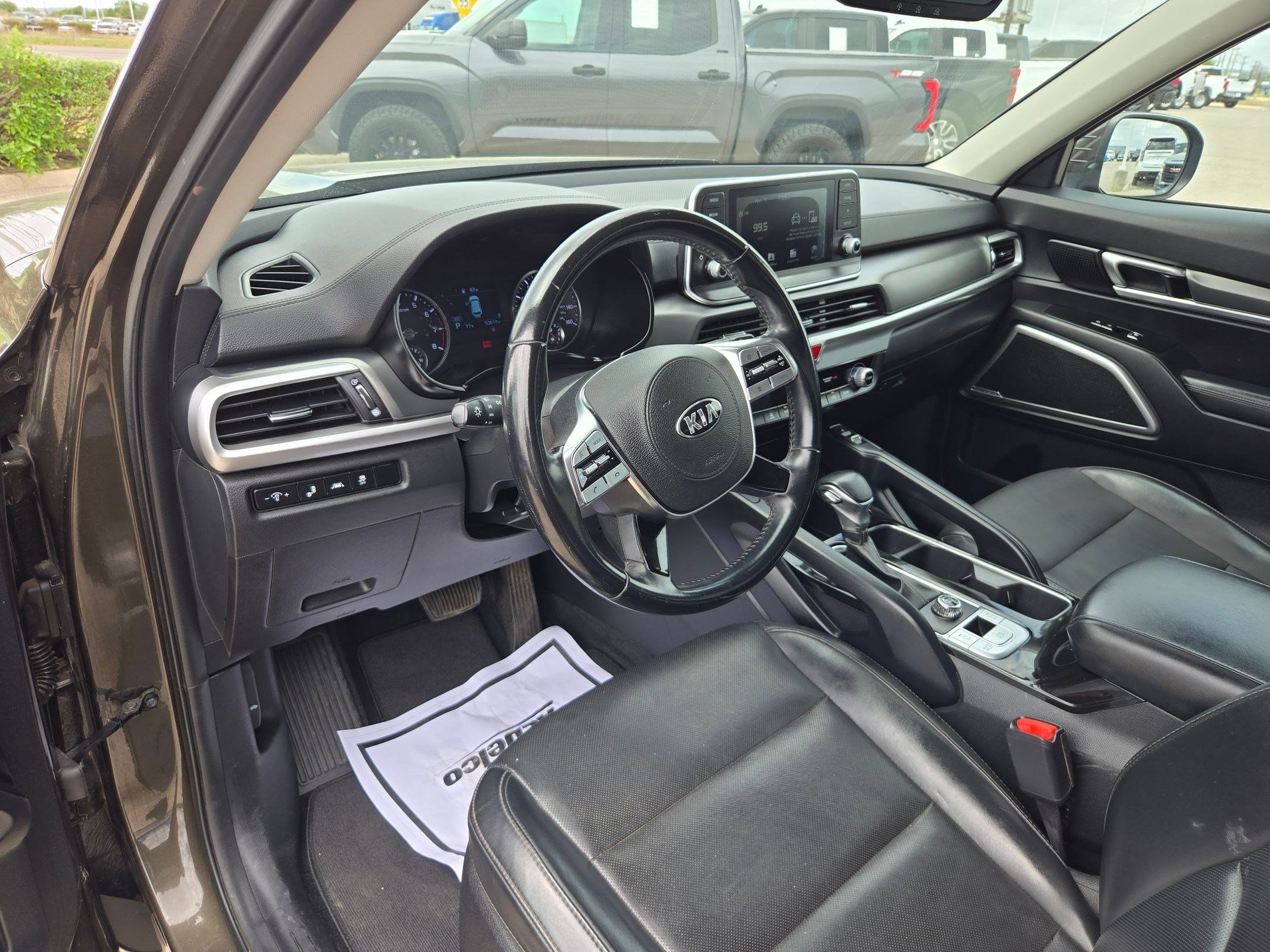 Used 2020 Kia Telluride S image 11