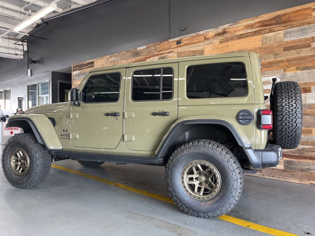 Used 2025 Jeep Wrangler Unlimited Rubicon 392 AWD/4WD image 22