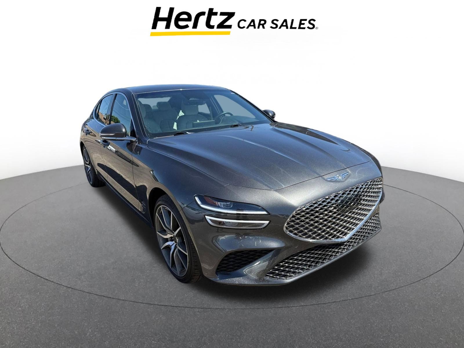 Used 2025 Genesis G70 2.5T image 1