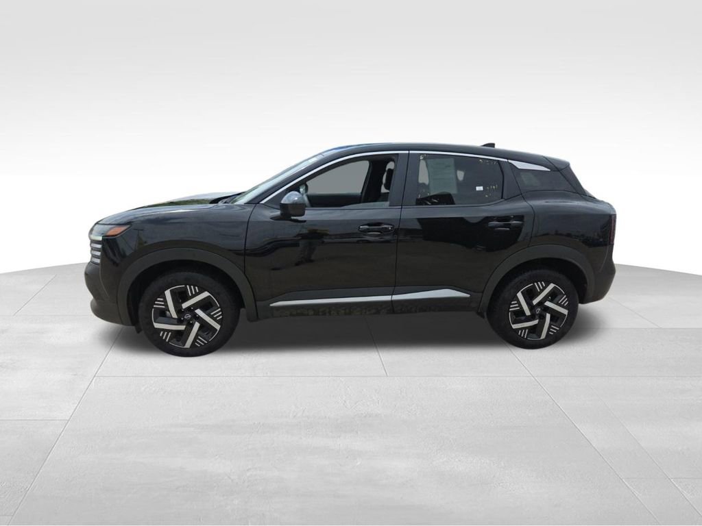 Used 2025 Nissan Kicks SV FWD image 6