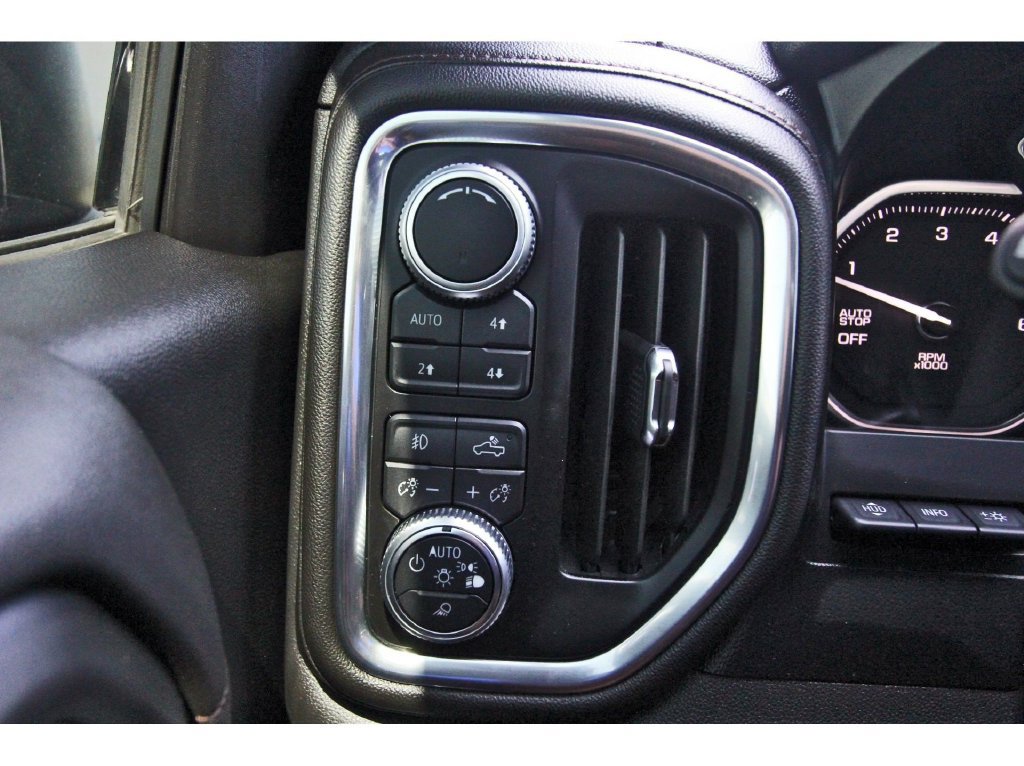 Used 2019 GMC Sierra 1500 AT4 w/ Off Road Performance Package AWD/4WD image 19