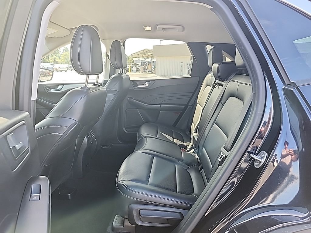 Used 2021 Ford Escape SEL image 18