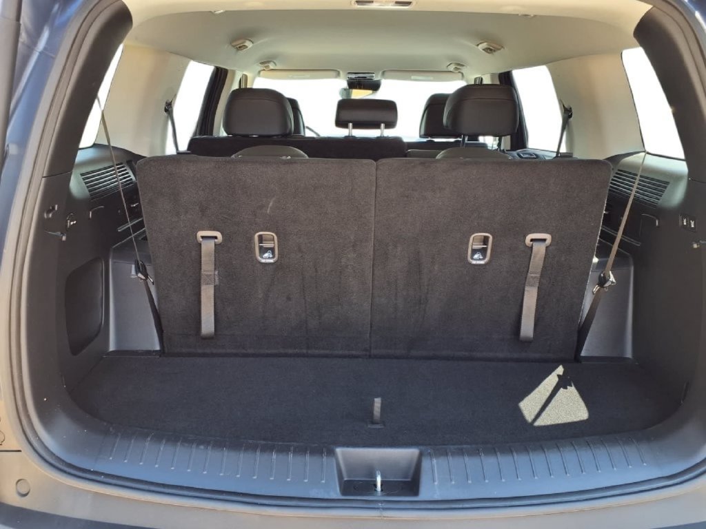 Used 2026 Hyundai Santa Fe SEL FWD image 11