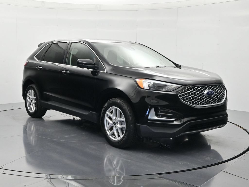 Used 2024 Ford Edge SEL AWD/4WD image 3