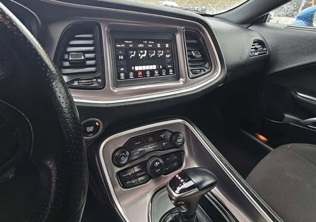 Used 2021 Dodge Challenger GT image 8