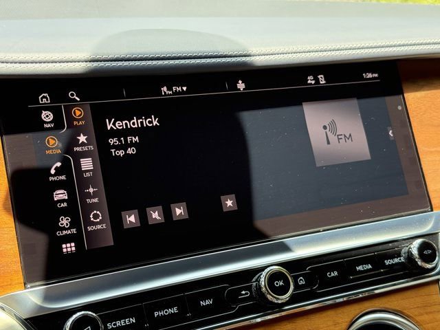 Used 2023 Bentley Continental GT V8 image 20