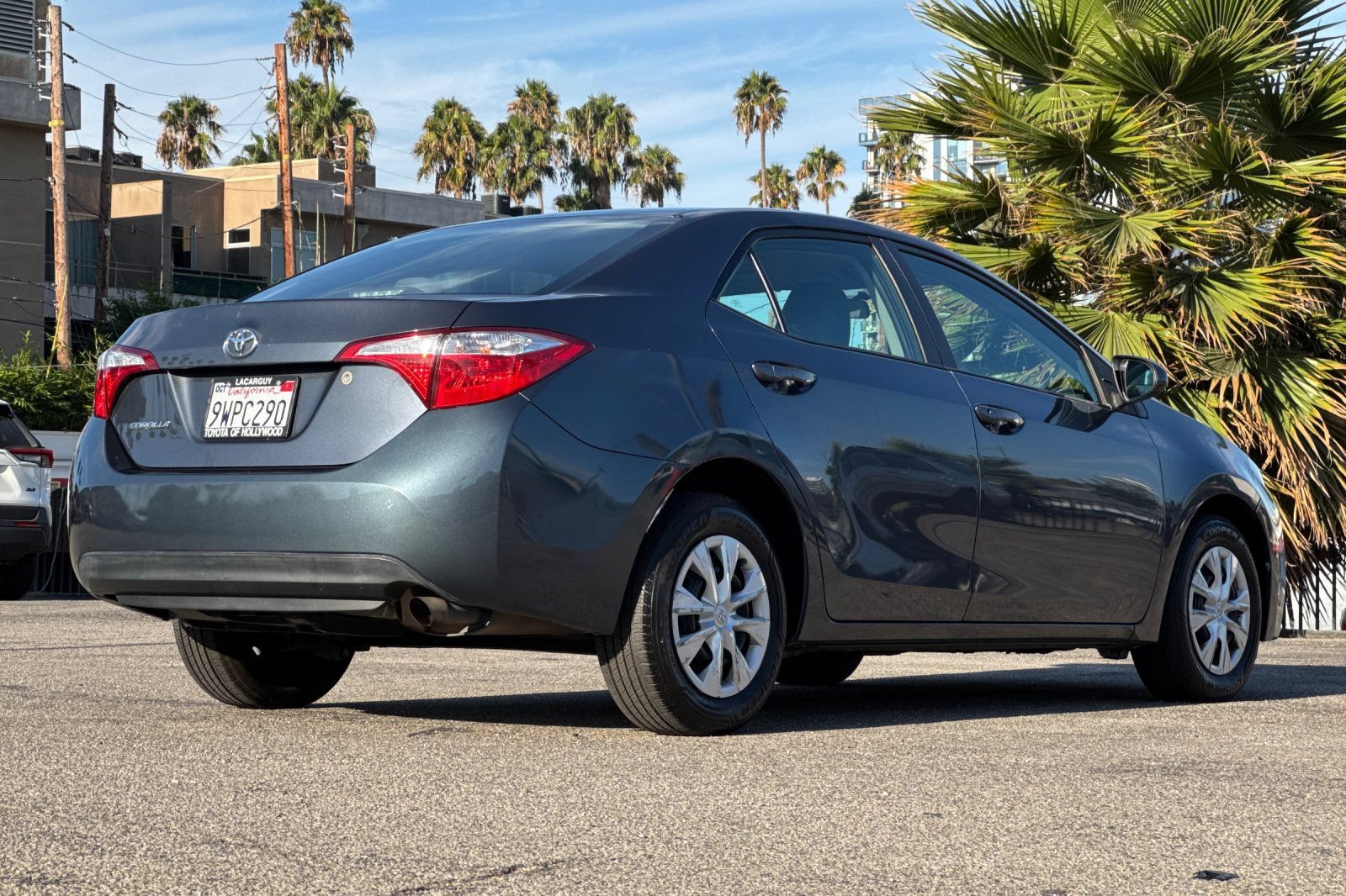 Used 2015 Toyota Corolla L FWD image 4