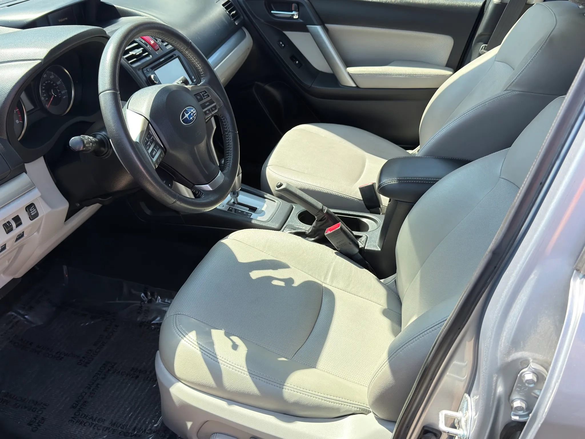 Used 2014 Subaru Forester 2.5i Limited image 9