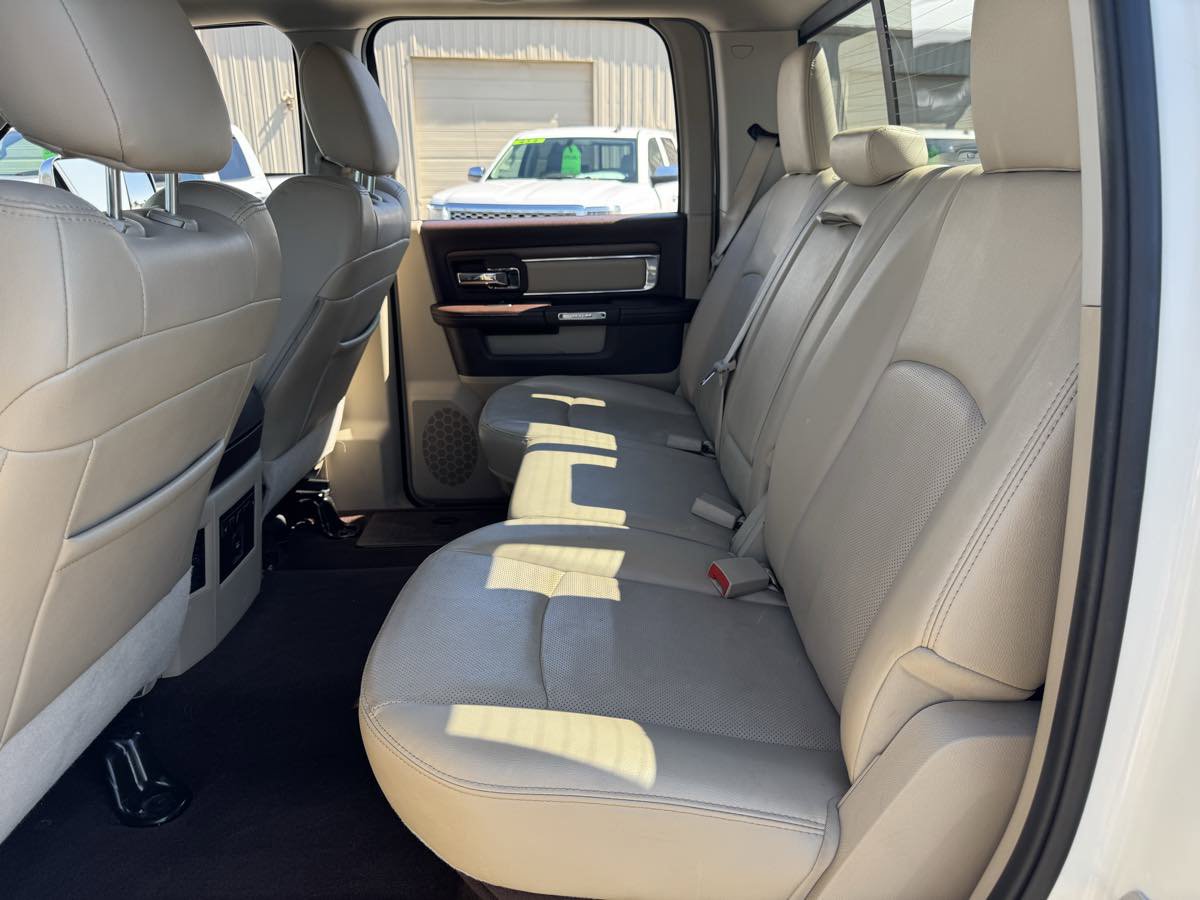 Used 2016 RAM 1500 Laramie w/ Convenience Group image 18