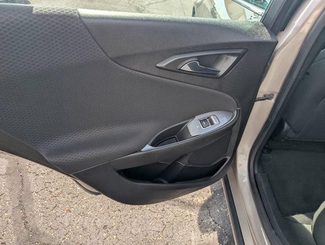 Used 2025 Chevrolet Malibu LT FWD image 15