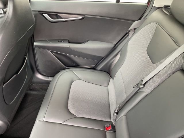 Certified 2023 Kia Niro EX image 28