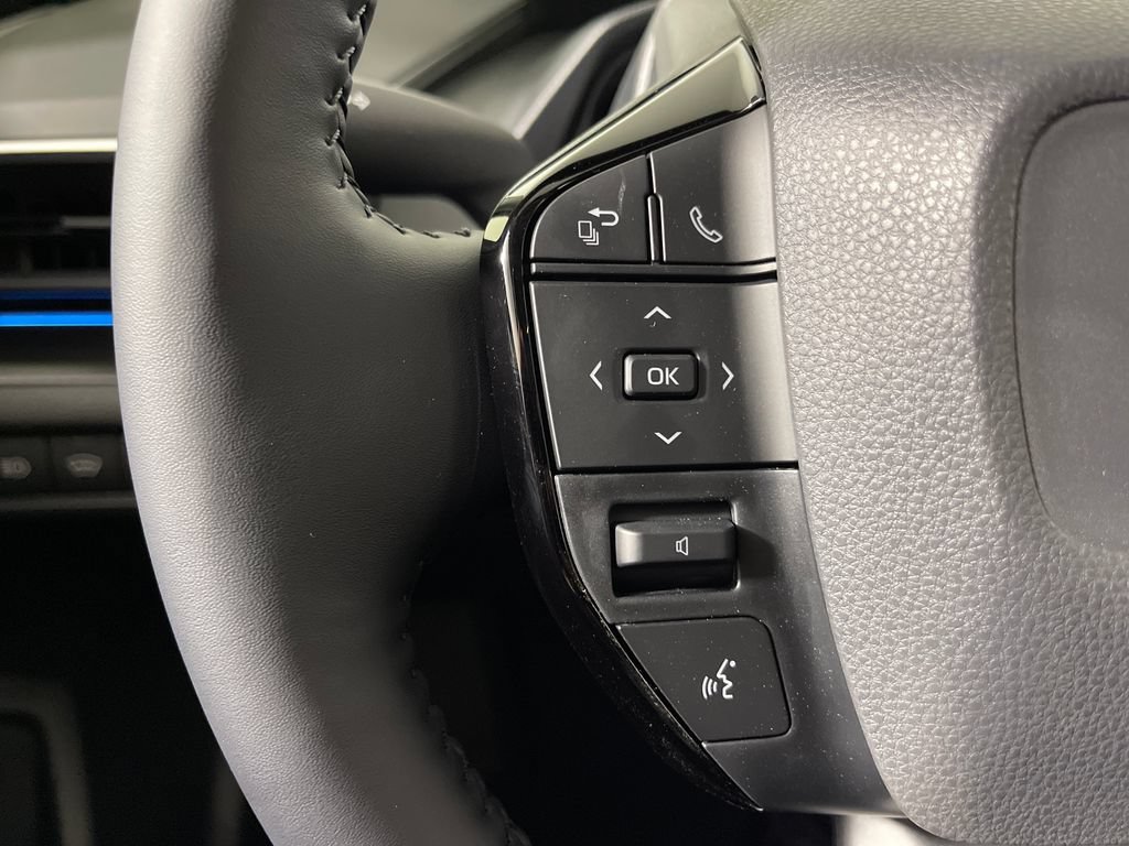 New 2027 Toyota Prius Plug-In Hybrid FWD image 26