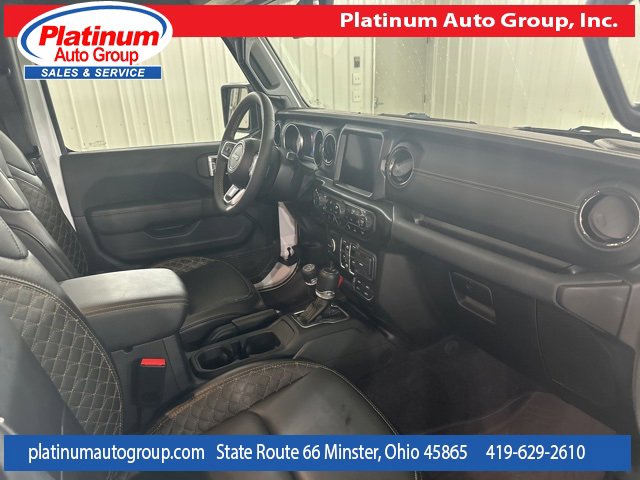 Used 2023 Jeep Gladiator Overland image 35