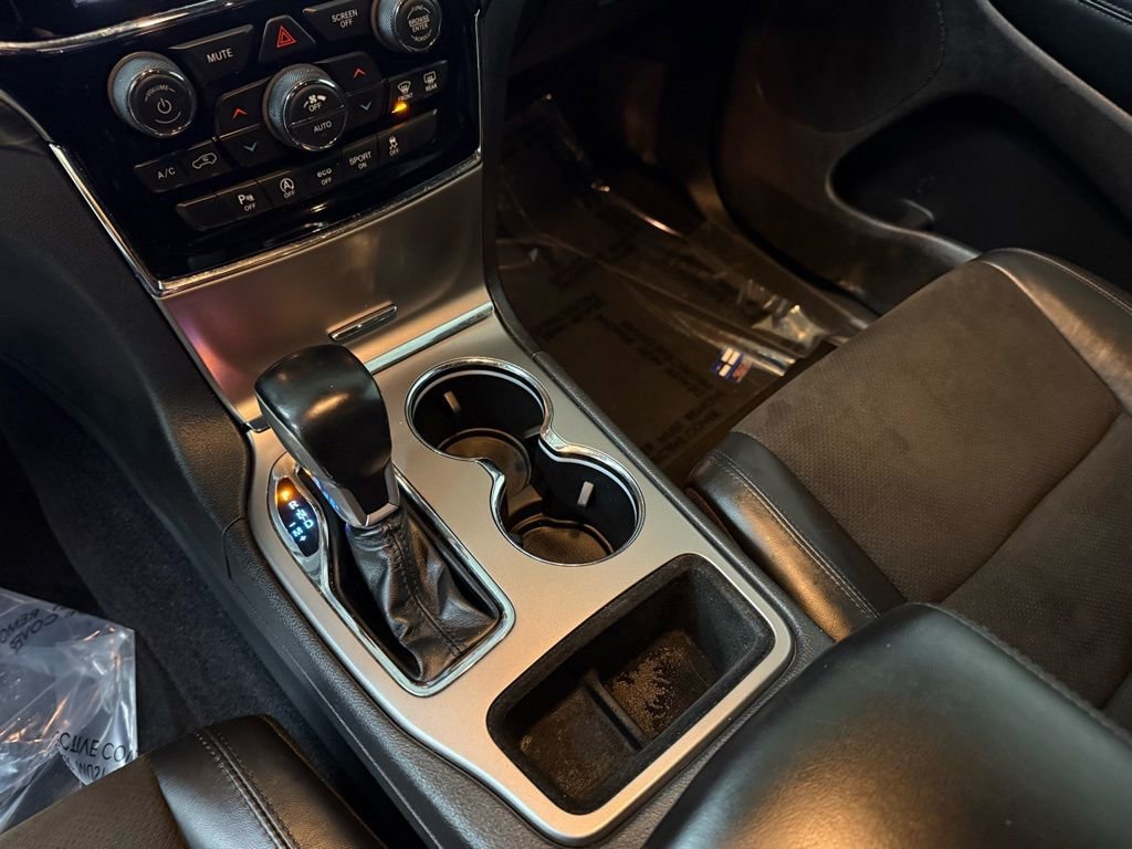 Used 2020 Jeep Grand Cherokee Altitude image 13