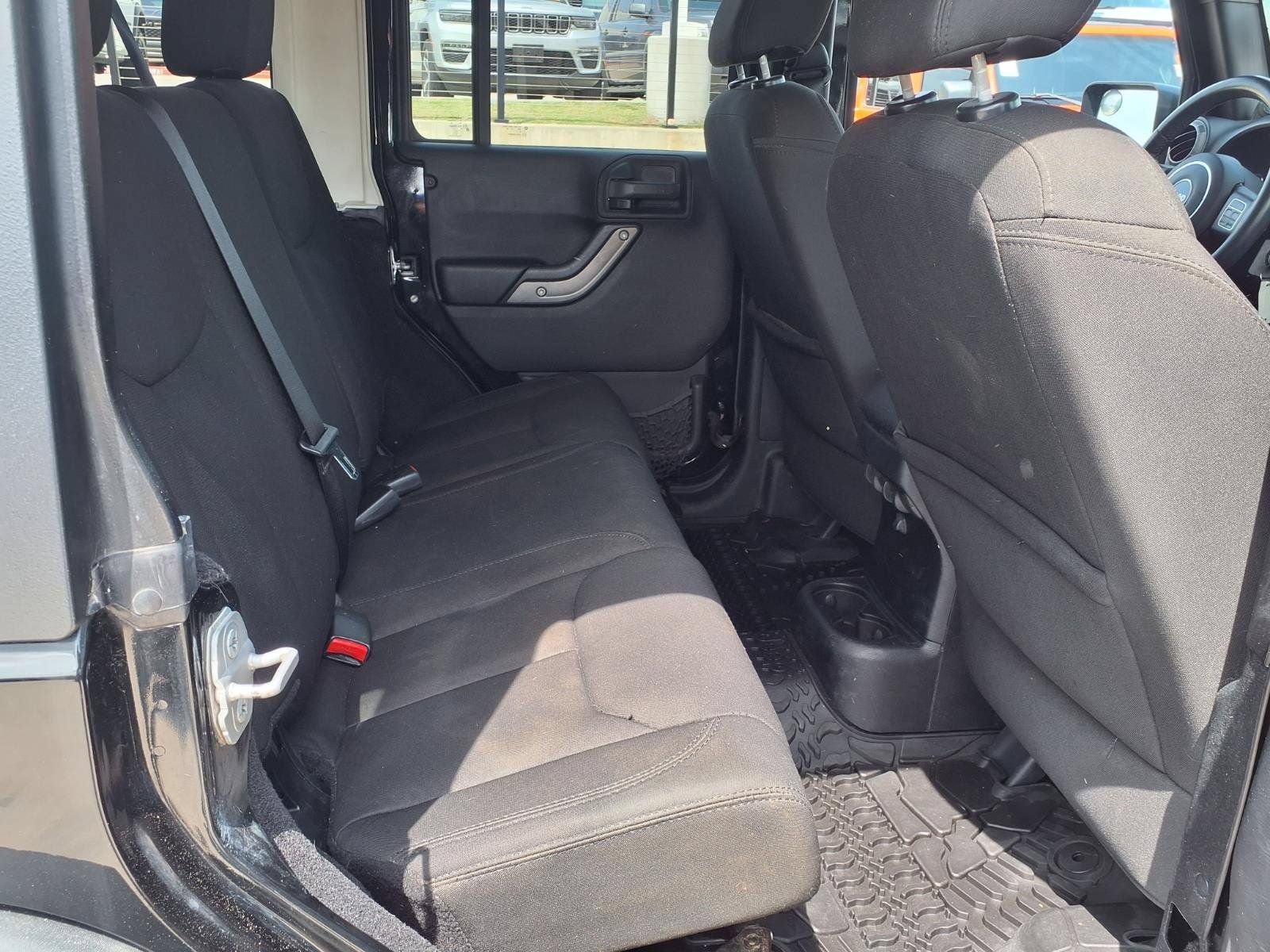 Used 2014 Jeep Wrangler Unlimited Sport AWD/4WD image 20