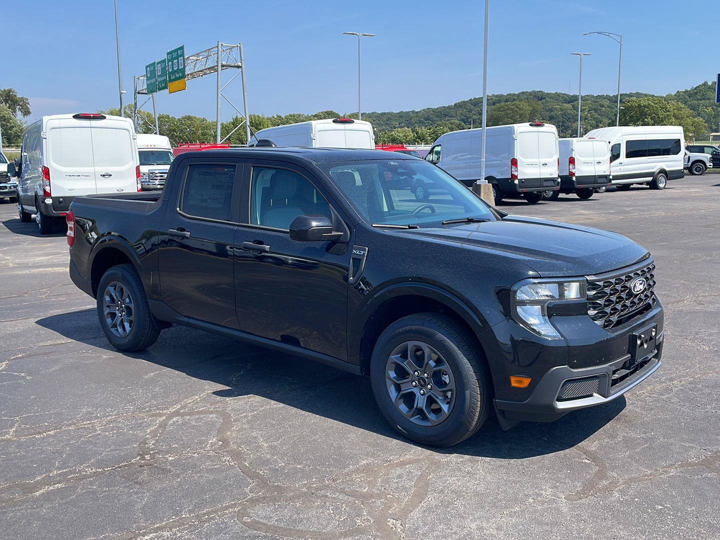 New 2026 Ford Maverick XLT w/ Equipment Group 301A AWD/4WD image 7