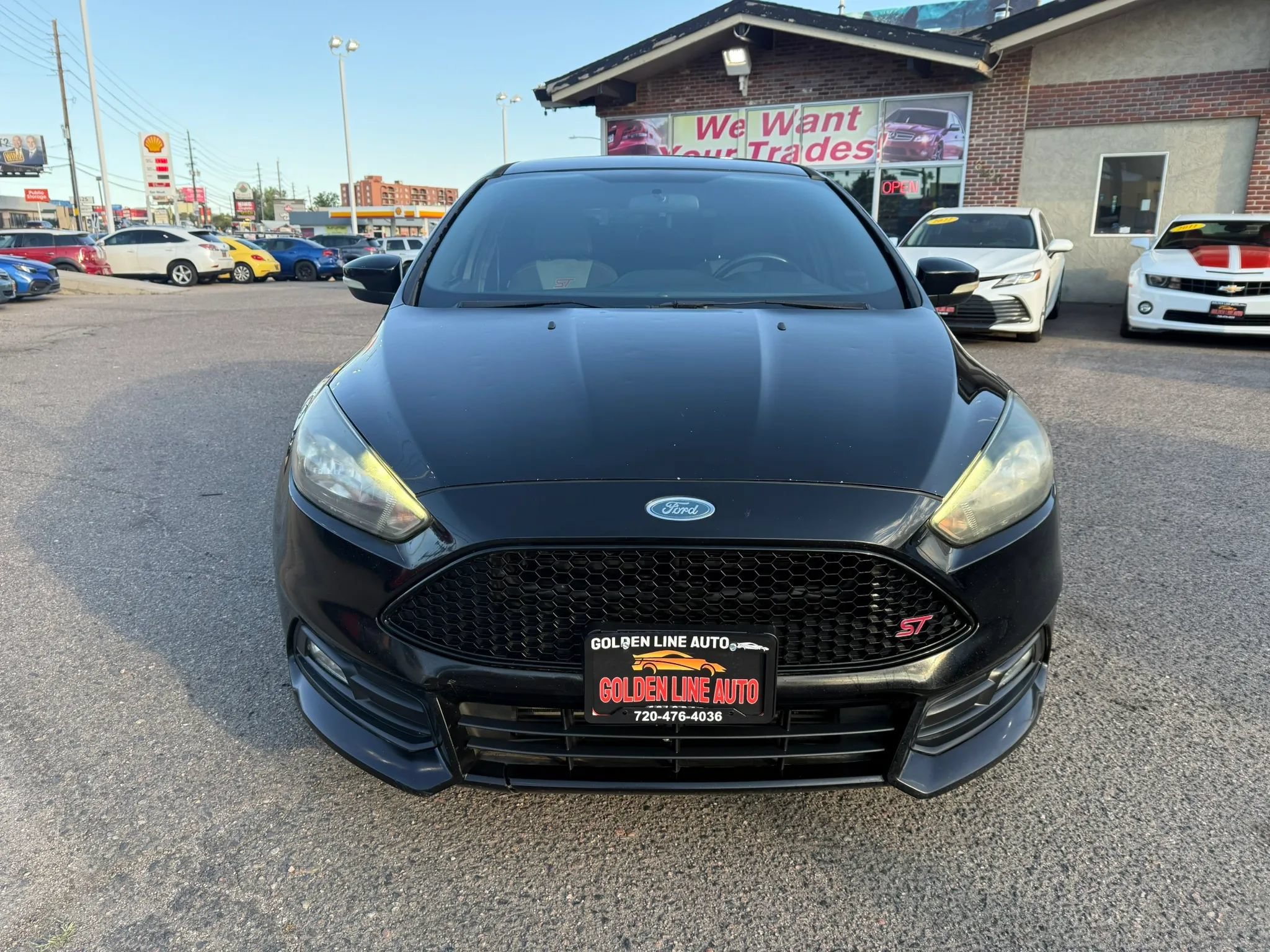 Used 2017 Ford Focus ST FWD image 3