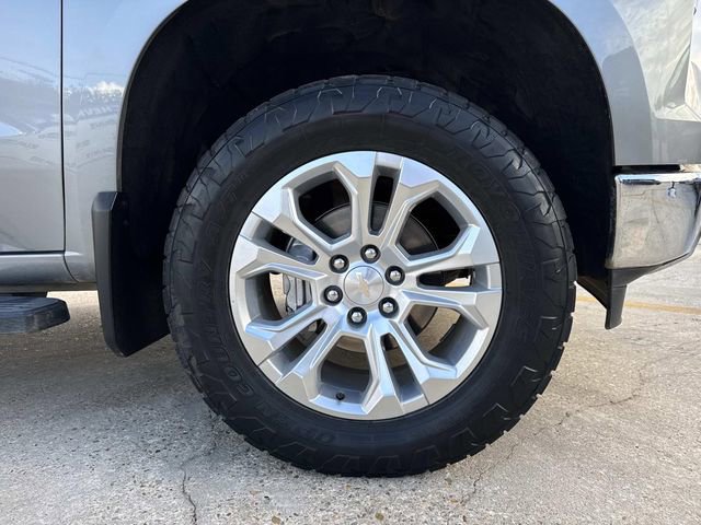 Used 2024 Chevrolet Silverado 1500 LTZ AWD/4WD image 7
