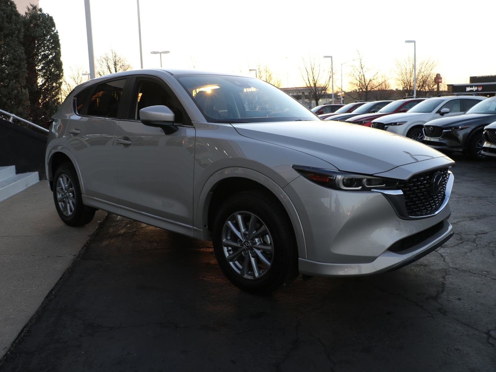 Certified 2025 MAZDA CX-5 AWD 2.5 S w/ Select Package image 6