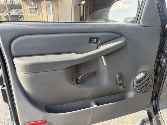 Used 2006 Chevrolet Silverado 1500 W/T image 10