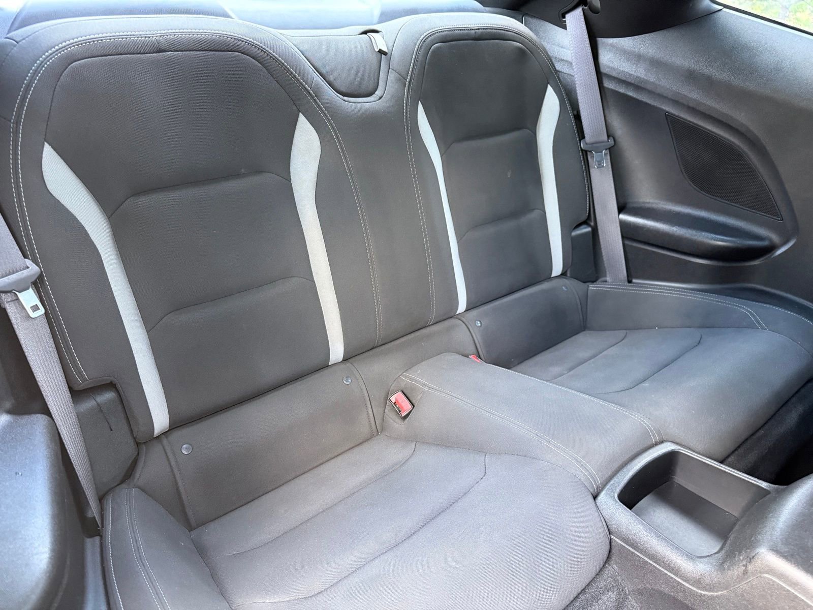 Used 2017 Chevrolet Camaro LT RWD image 40