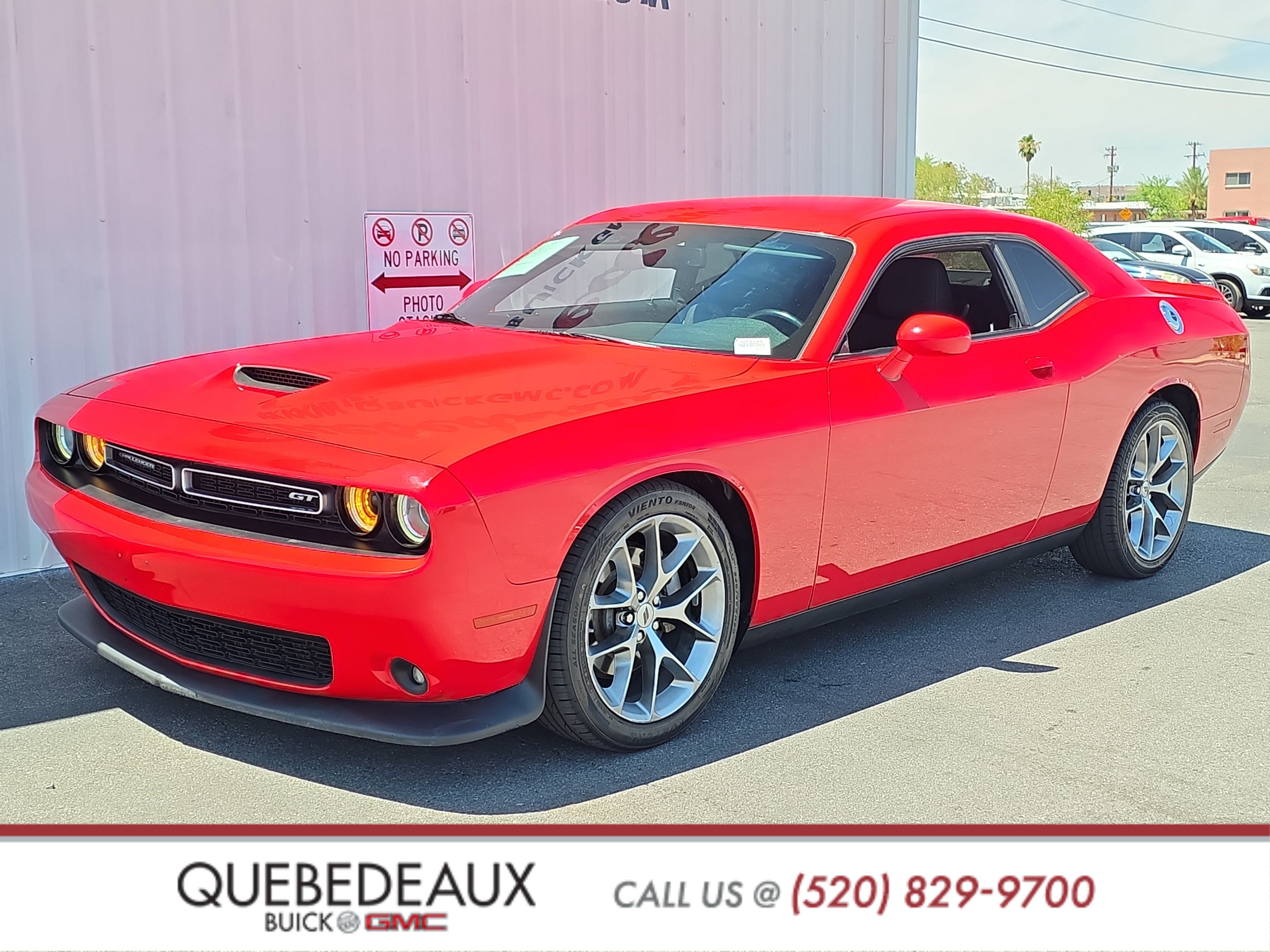 Used 2022 Dodge Challenger GT RWD image 3